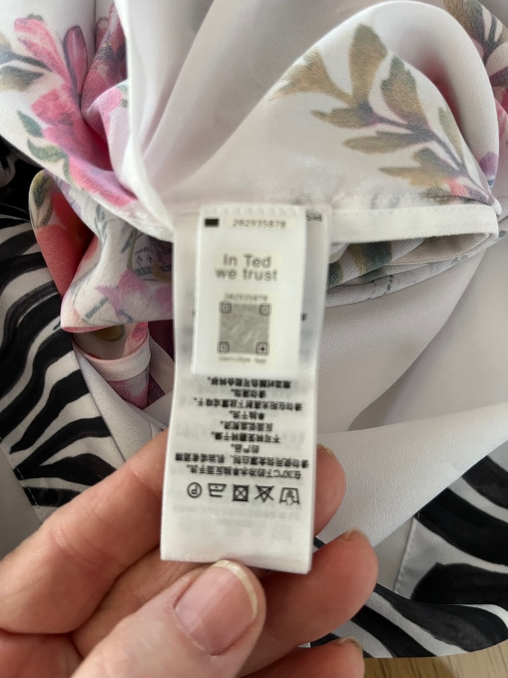 Ted Baker Elvina Samba White Blouse with Hot Pink Floral & Zebra Trim - Picture 12 of 13